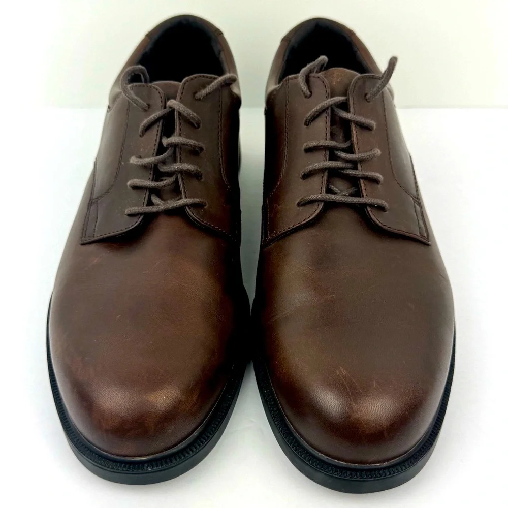 Rockport NWOT The Margin classic plain toe men's dress casual shoe. Size 11.